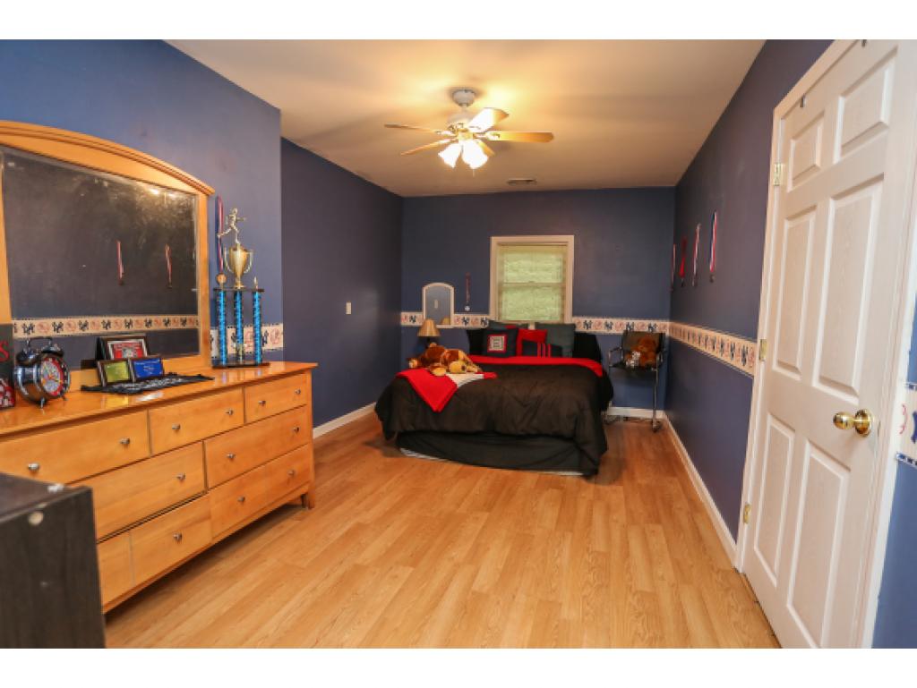 94 Beals Road Bedford, NH 03110 - Photo 24 of 36