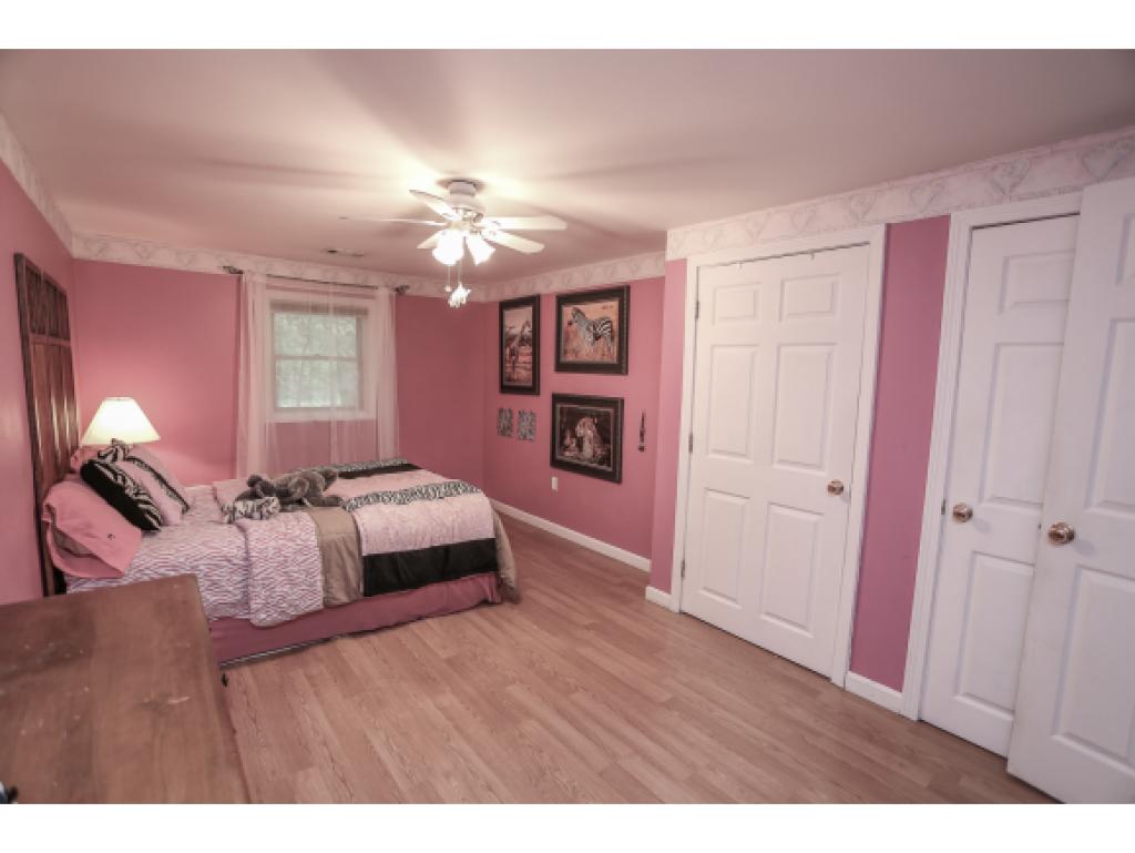94 Beals Road Bedford, NH 03110 - Photo 25 of 36