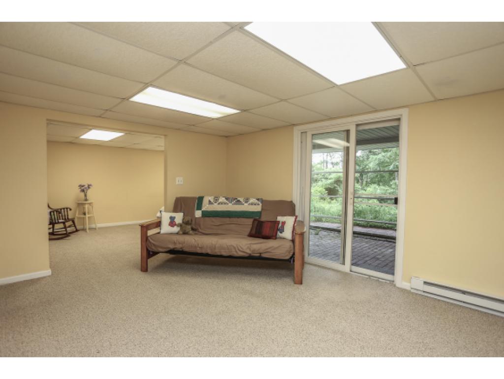 94 Beals Road Bedford, NH 03110 - Photo 27 of 36