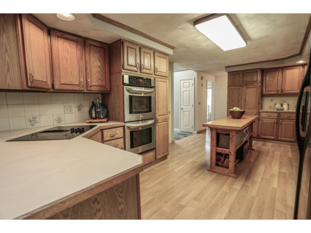 94 Beals Road Bedford, NH 03110 - Photo 33 of 36