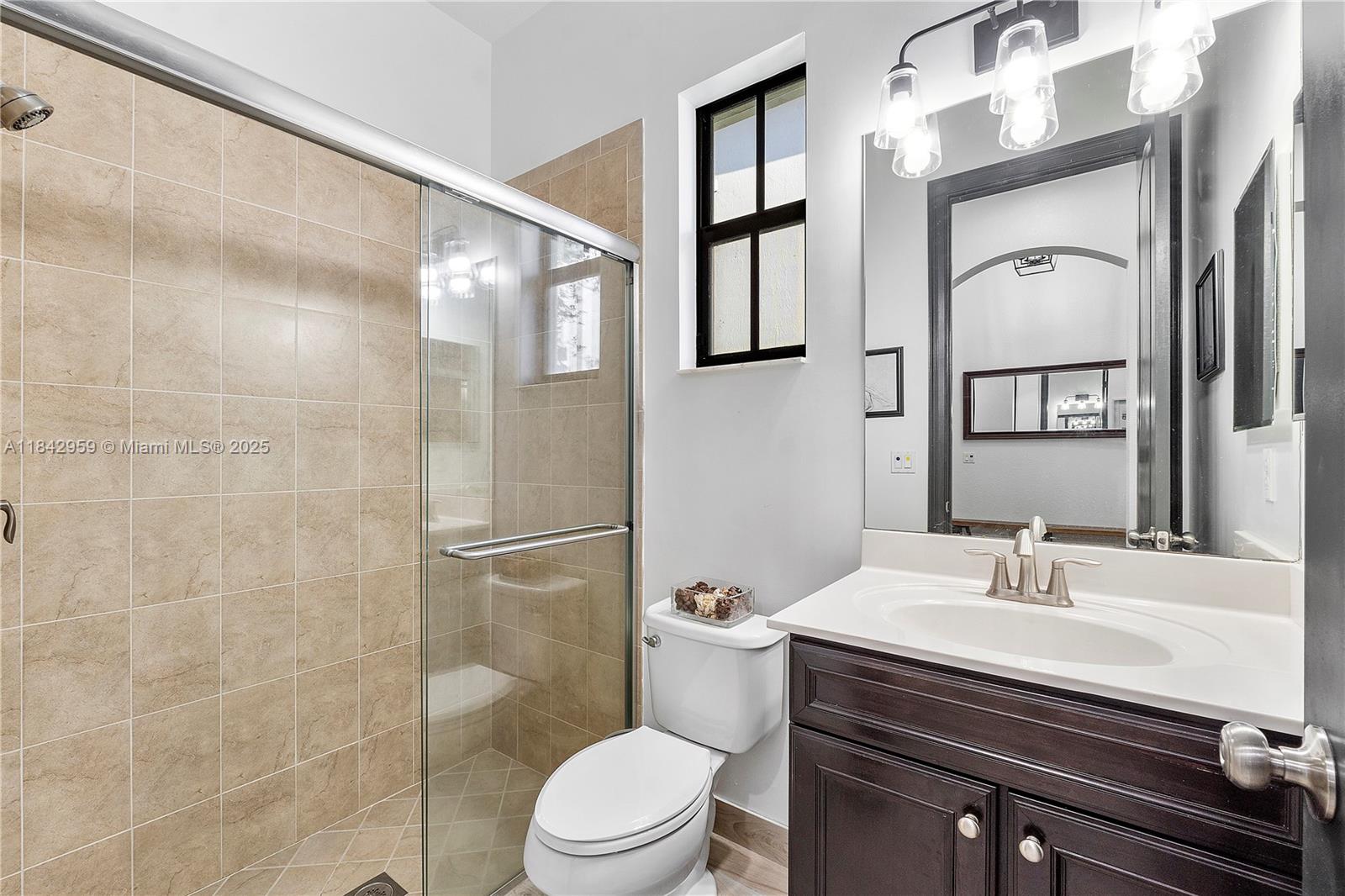 8971 Edgewater Bend Parkland, FL 33076 - Photo 19 of 82