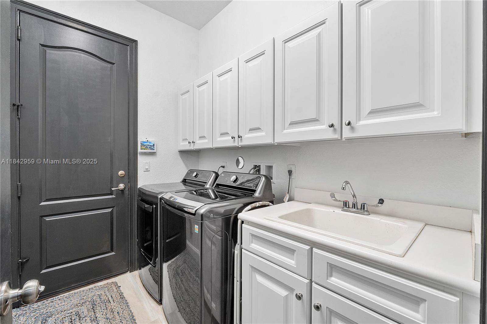 8971 Edgewater Bend Parkland, FL 33076 - Photo 22 of 82