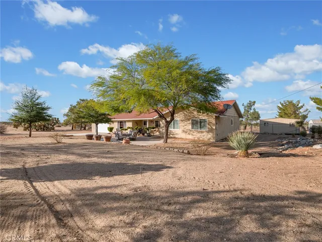 $565,000 | 3996 Yucca Terrace Drive, Phelan, CA 92371