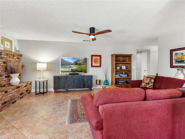 $565,000 | 3996 Yucca Terrace Drive, Phelan, CA 92371