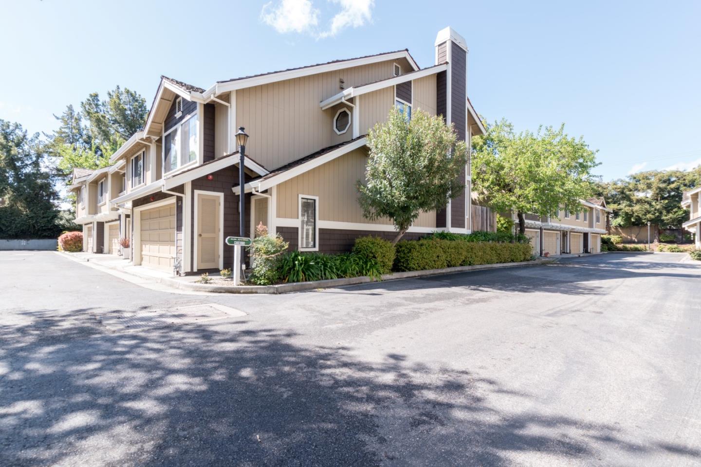 598 Valeri Ruth Court Santa Clara, CA 95050 - Photo 3 of 18 Gallery Image 3
