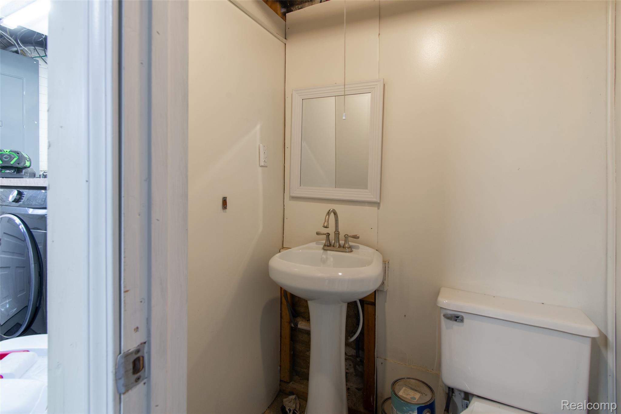 22 Edison Street Detroit, MI 48202 - Photo 44 of 62