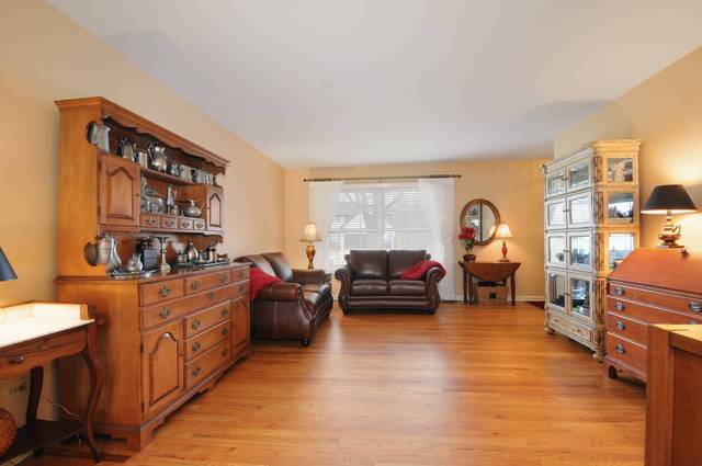 2831 Willow Road Homewood, IL 60430 - Photo 2 of 10