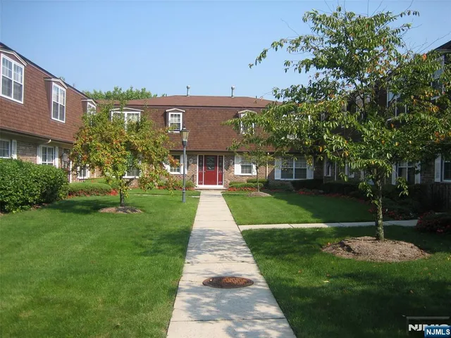 $1,850 | 225 Sutton Place, Norwood, NJ 07648