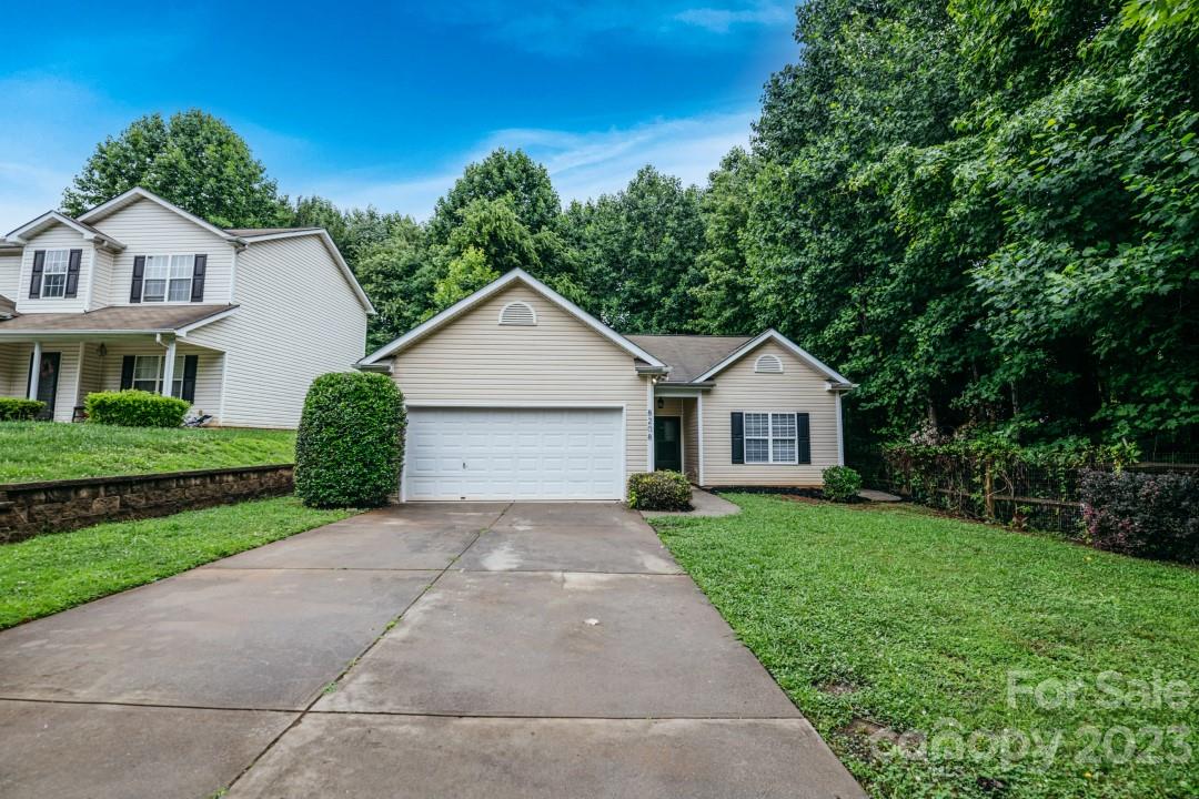8208 Pozzi Road Charlotte, NC 28216 - Photo 1 of 25 Gallery Image 1