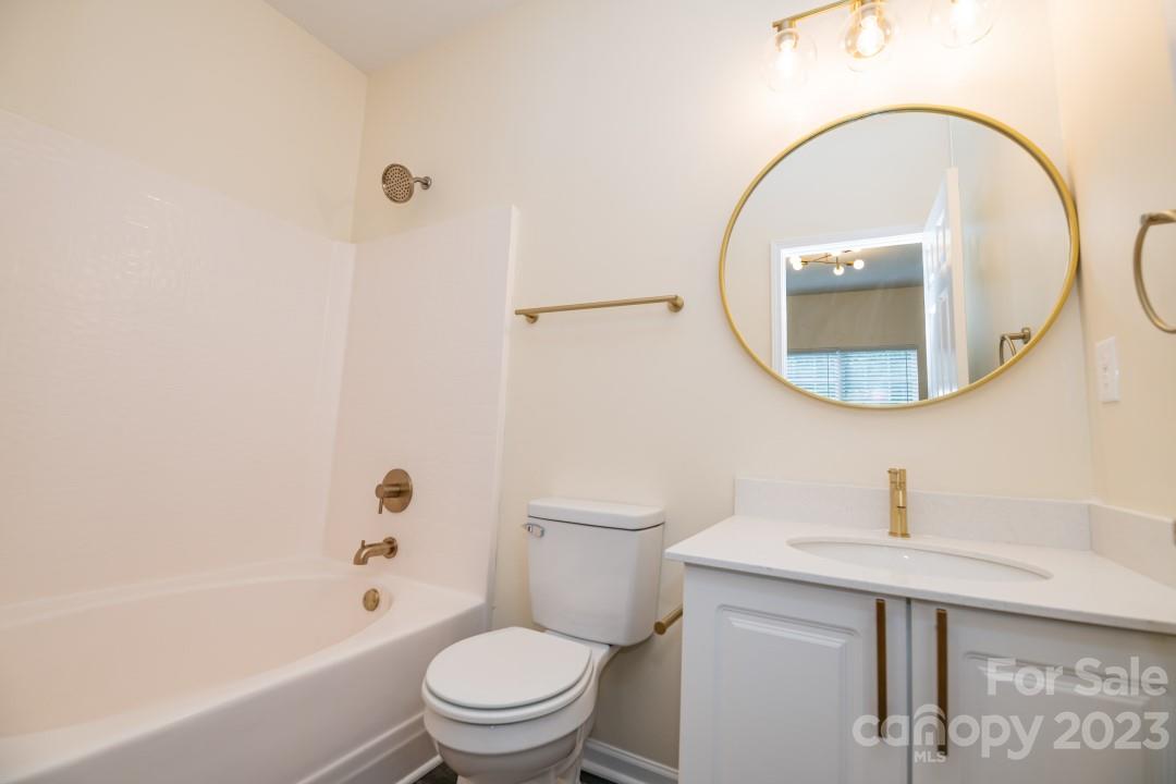 8208 Pozzi Road Charlotte, NC 28216 - Photo 18 of 25 Gallery Image 18
