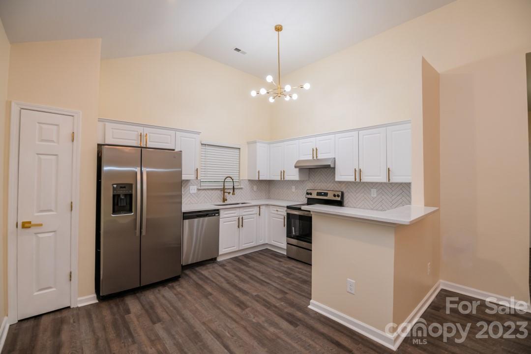 8208 Pozzi Road Charlotte, NC 28216 - Photo 9 of 25 Gallery Image 9