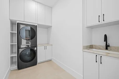 $3,000,000 | 4516 Northeast 22nd Road, Fort Lauderdale, FL 33308