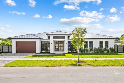 $3,000,000 | 4516 Northeast 22nd Road, Fort Lauderdale, FL 33308