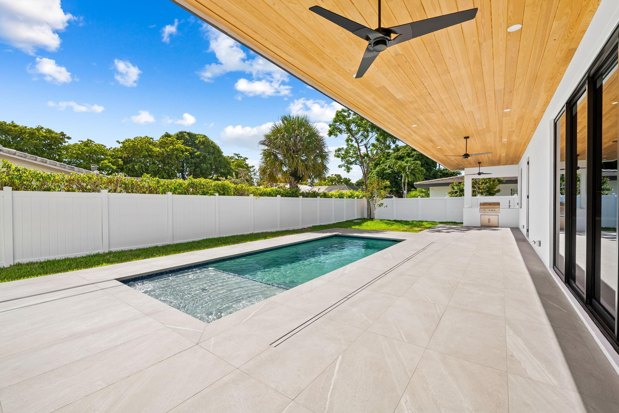 4516 Northeast 22nd Road Fort Lauderdale, FL 33308 - Photo 24 of 29 Photo 24