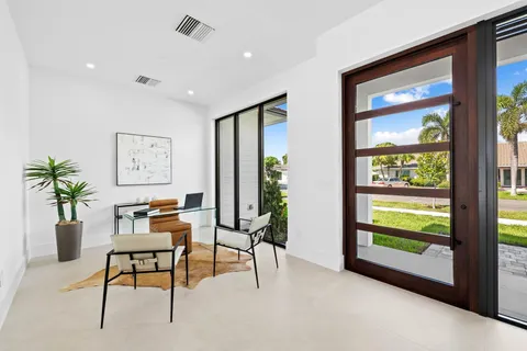 $3,000,000 | 4516 Northeast 22nd Road, Fort Lauderdale, FL 33308