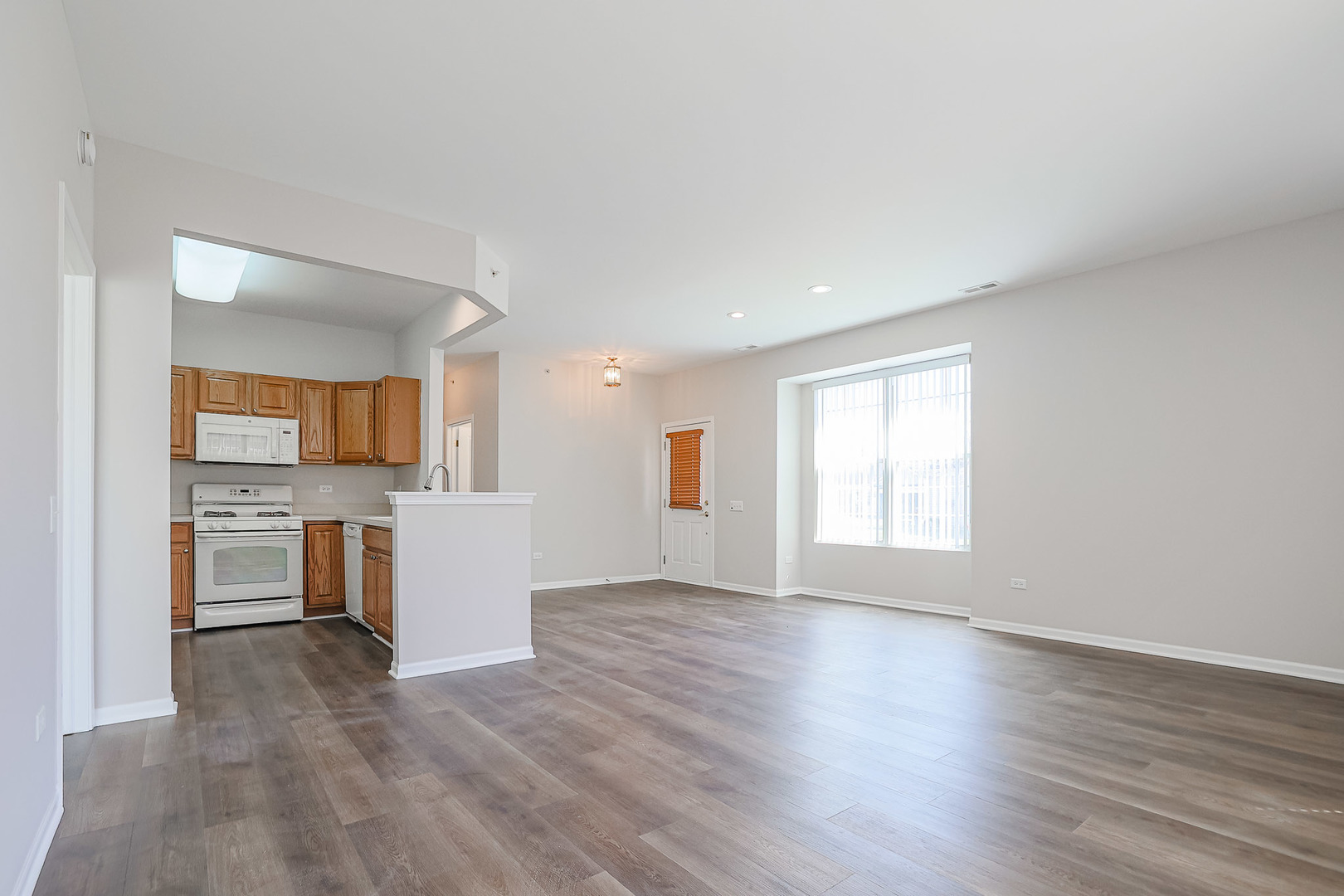 13580 Hemlock Road Huntley, IL 60142 - Photo 7 of 24