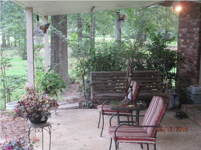 1179 West Parks Road Raymond, MS 39154 - Photo 26 of 30 Covered Patio