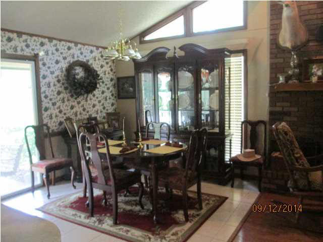 1179 West Parks Road Raymond, MS 39154 - Photo 8 of 30 Dining Area