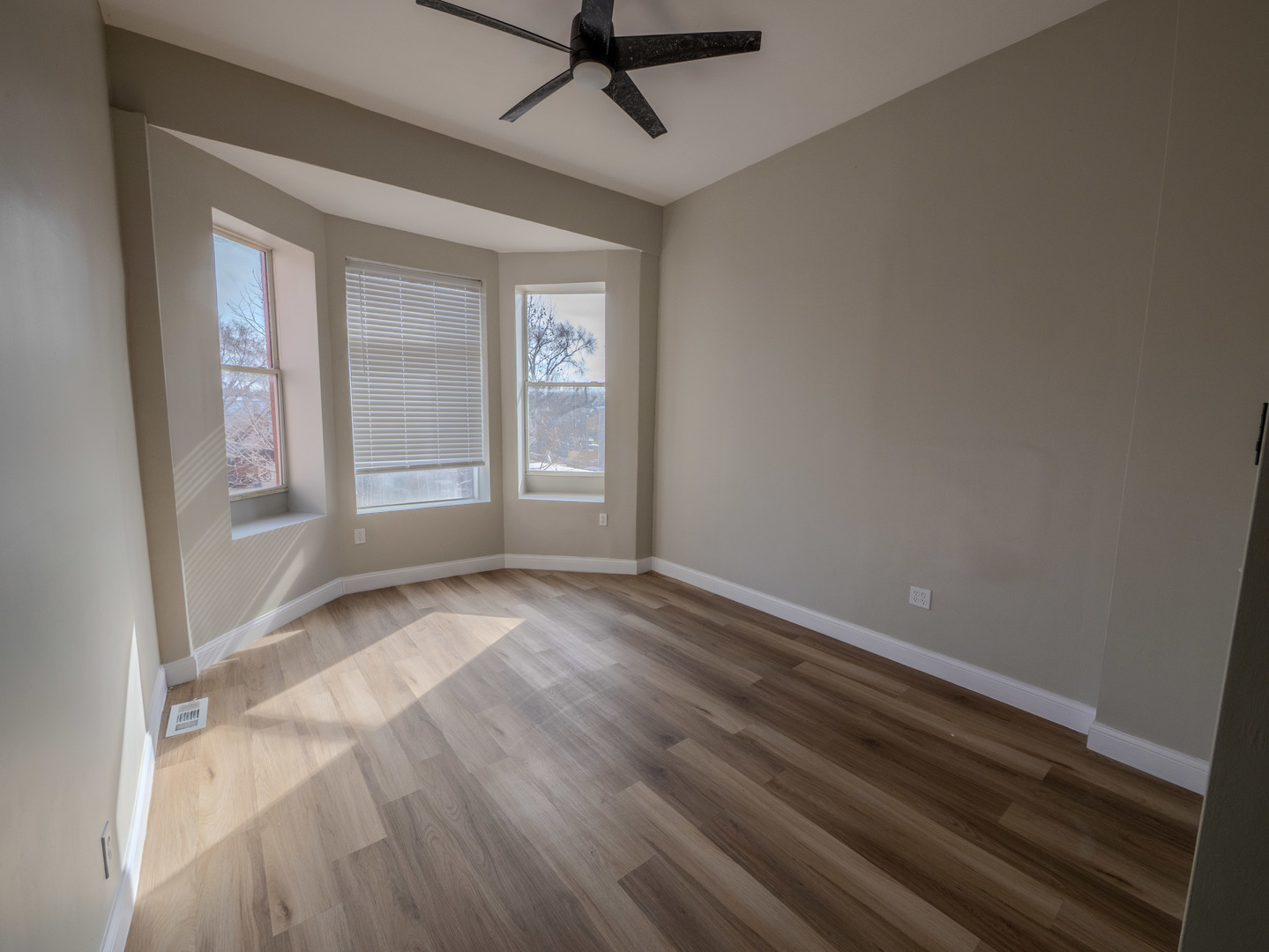 1824 South Harding Avenue Chicago, IL 60623 - Photo 20 of 63