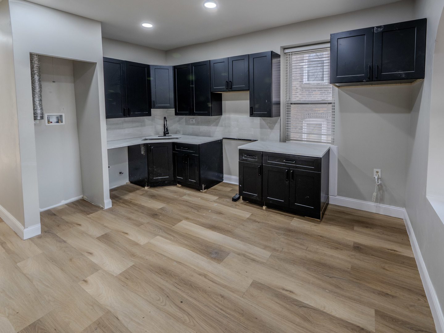 1824 South Harding Avenue Chicago, IL 60623 - Photo 9 of 63