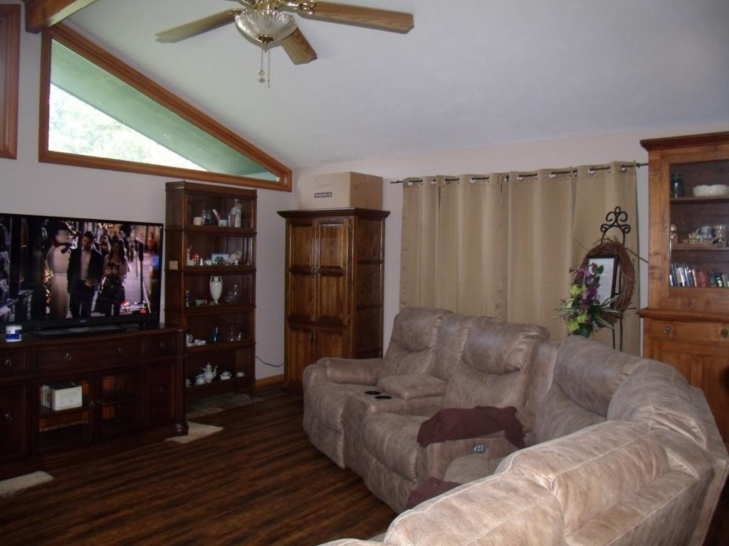 112 Spruce Street Greeneville, TN 37745 - Photo 16 of 36 Photo 16