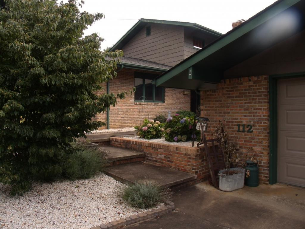 112 Spruce Street Greeneville, TN 37745 - Photo 3 of 36 Photo 3