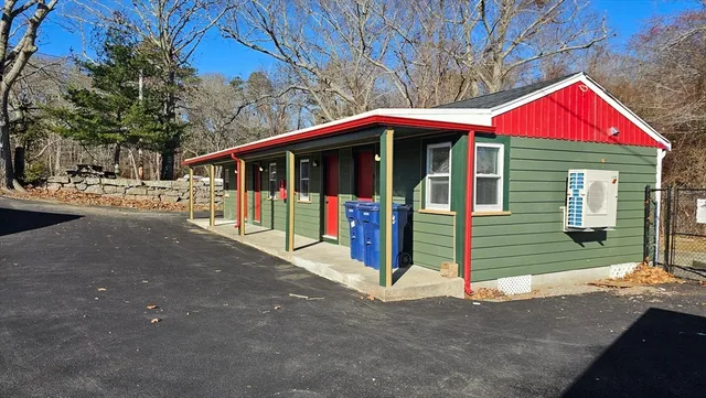 $2,100 | 825 Scenic Highway, Unit 4, Bourne, MA 02532