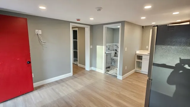 $2,100 | 825 Scenic Highway, Unit 4, Bourne, MA 02532