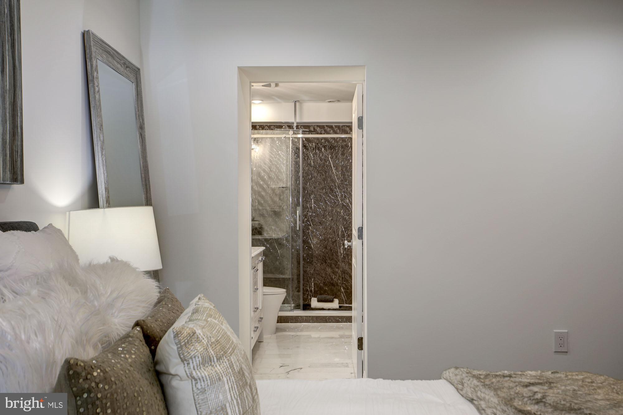 2800 Adams Mill Road Northwest, Unit 2 Washington, DC 20009 - Photo 9 of 17