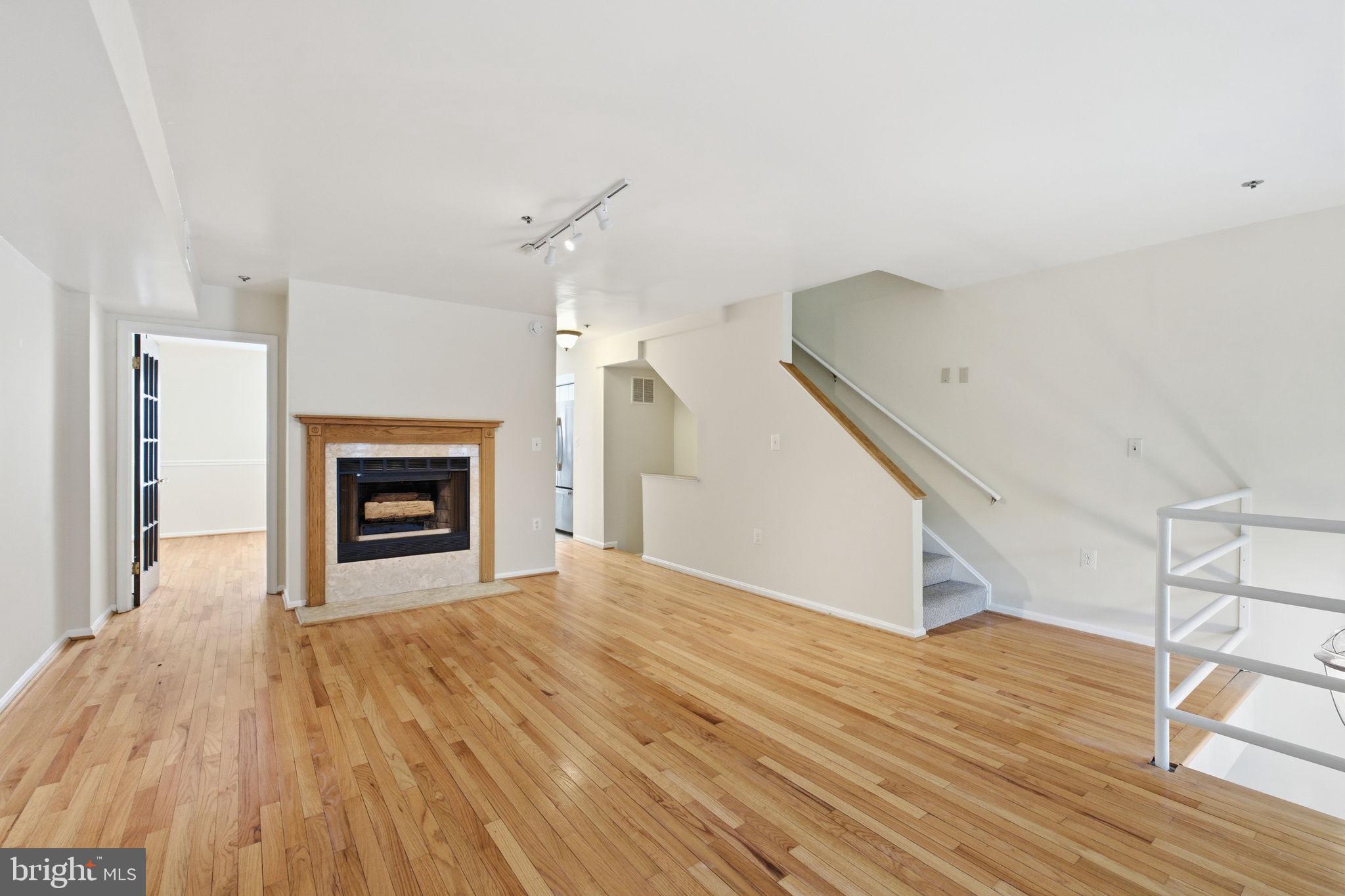 737 3rd Street Northeast Washington, DC 20002 - Photo 5 of 16