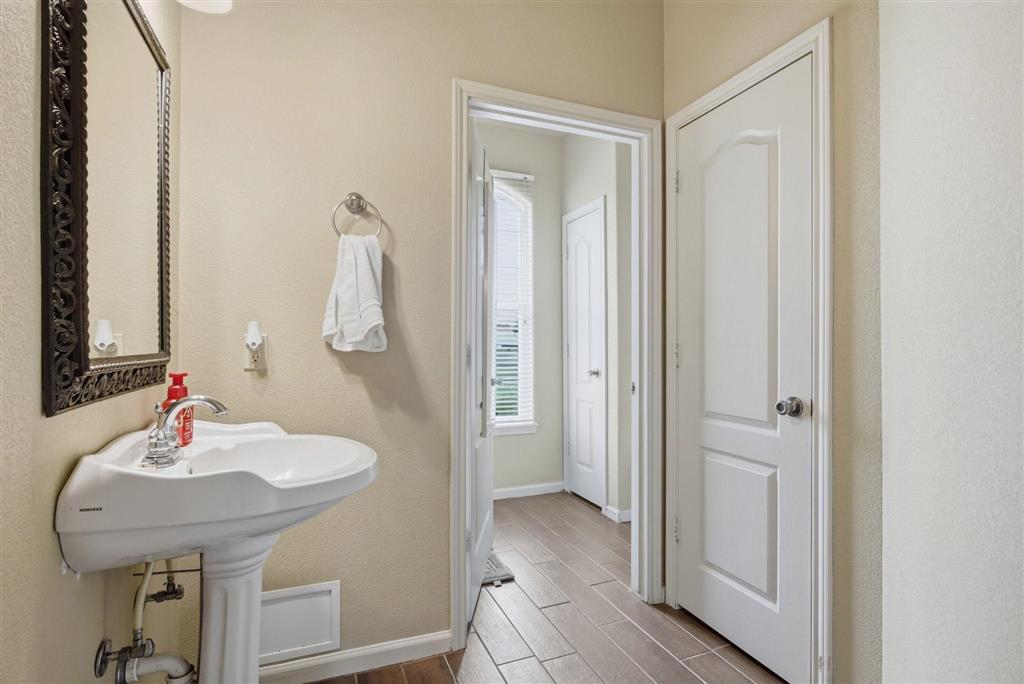 5781 Amoco Road Iowa, LA 70647 - Photo 8 of 18