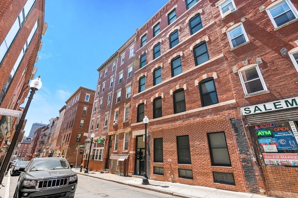 166 Salem Street, Unit 8 Boston, MA 02113 - Photo 14 of 17