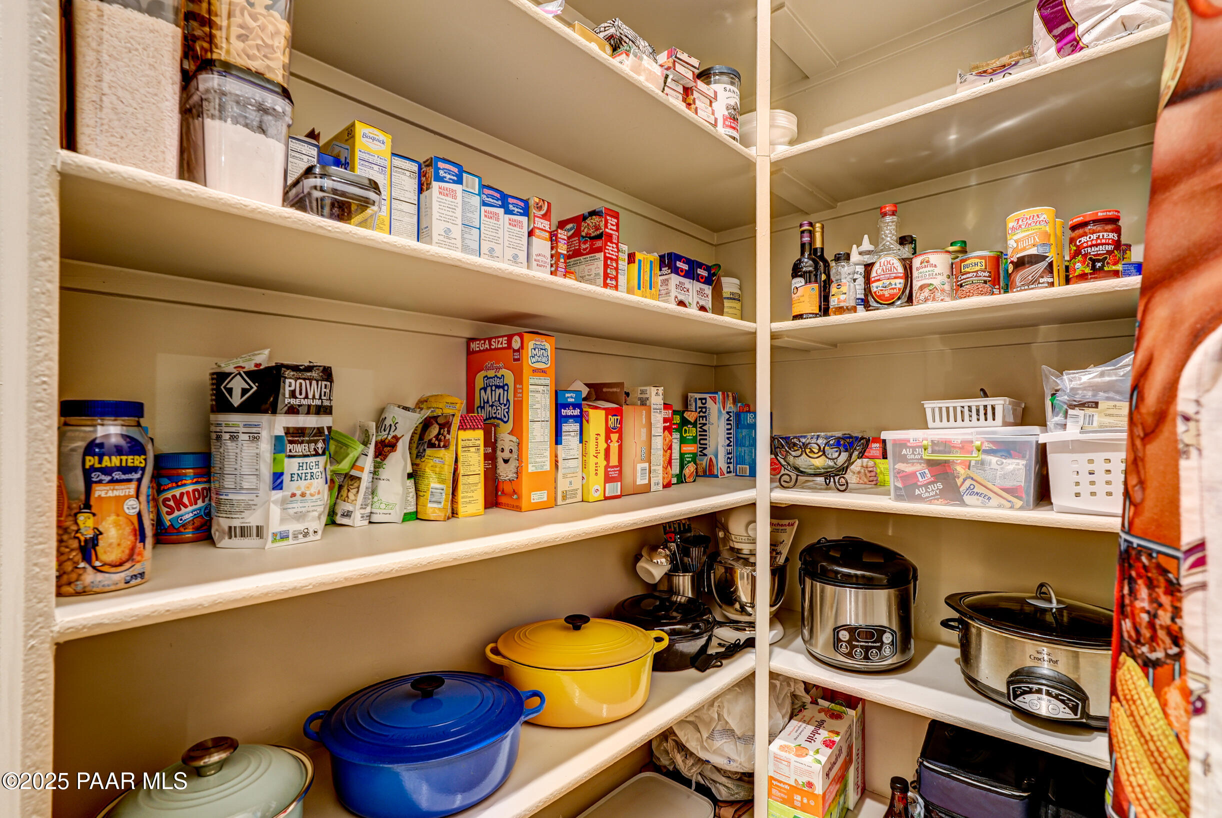 1145 High Valley Ranch Road Prescott, AZ 86303 - Photo 11 of 57 Walk-In Pantry