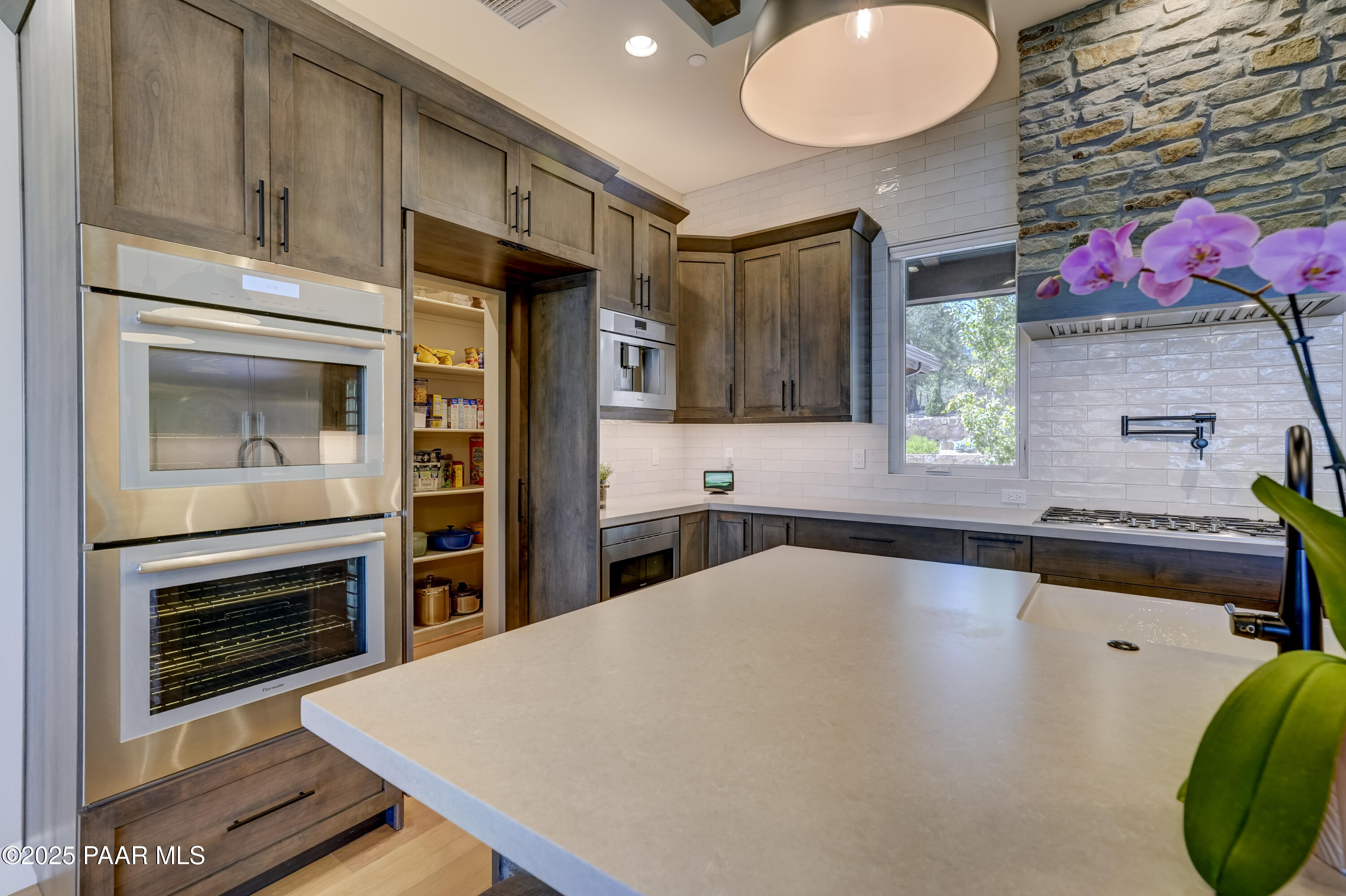 1145 High Valley Ranch Road Prescott, AZ 86303 - Photo 5 of 57 Spacious Kitchen