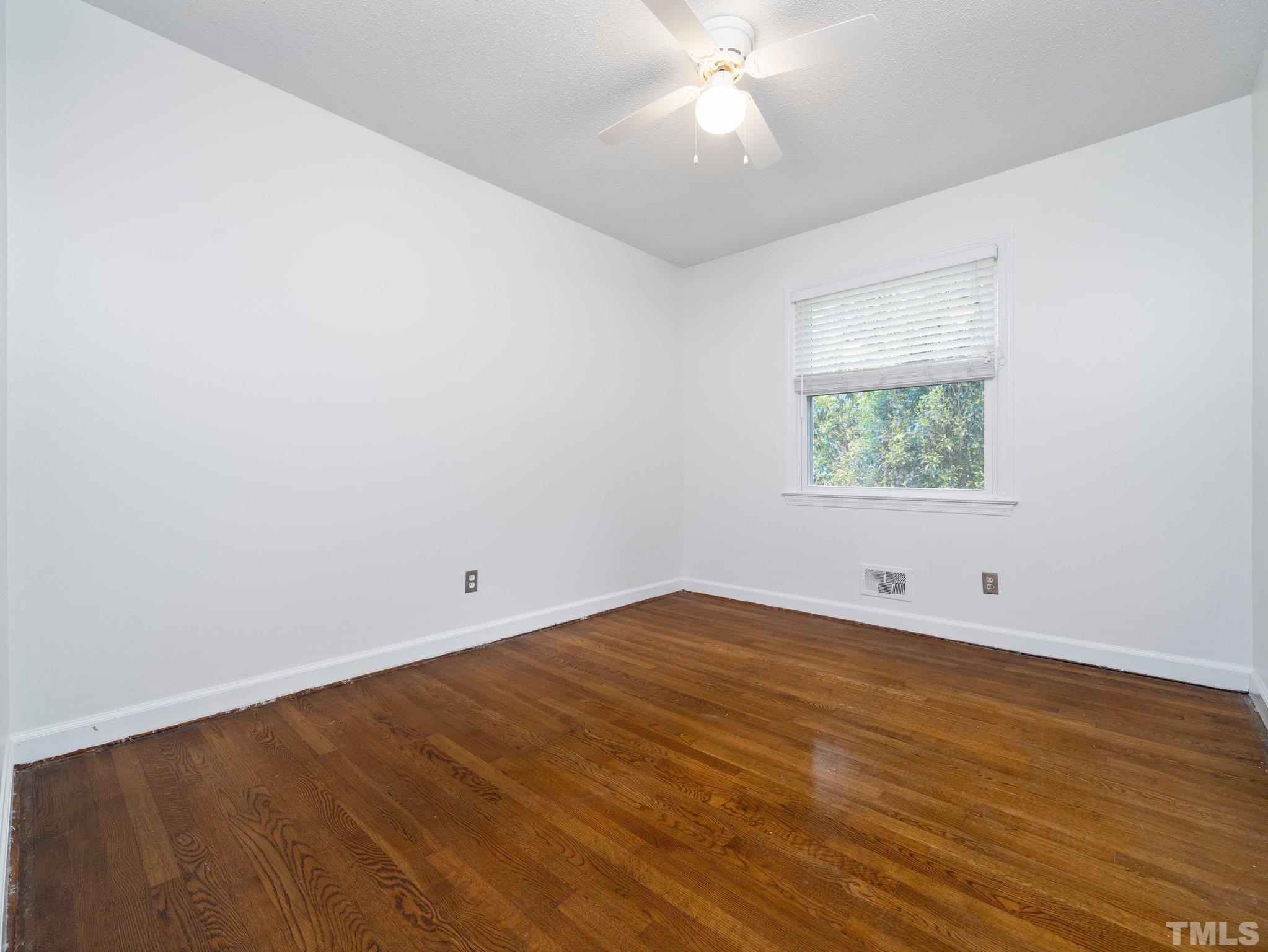 1413 Ashburton Road Raleigh, NC 27606 - Photo 9 of 27