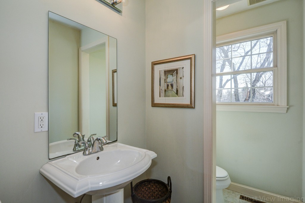 810 Concord Road Sudbury, MA 01776 - Photo 8 of 23 Gallery Image 8