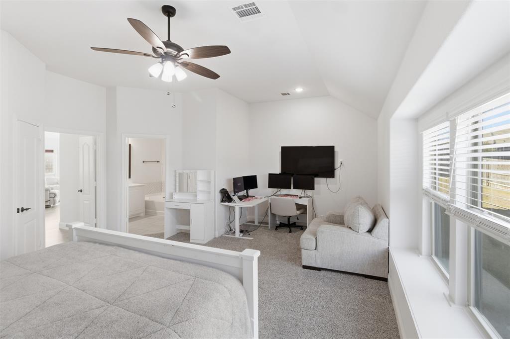 4602 Massey Meadows Way Midlothian, TX 76065 - Photo 16 of 35