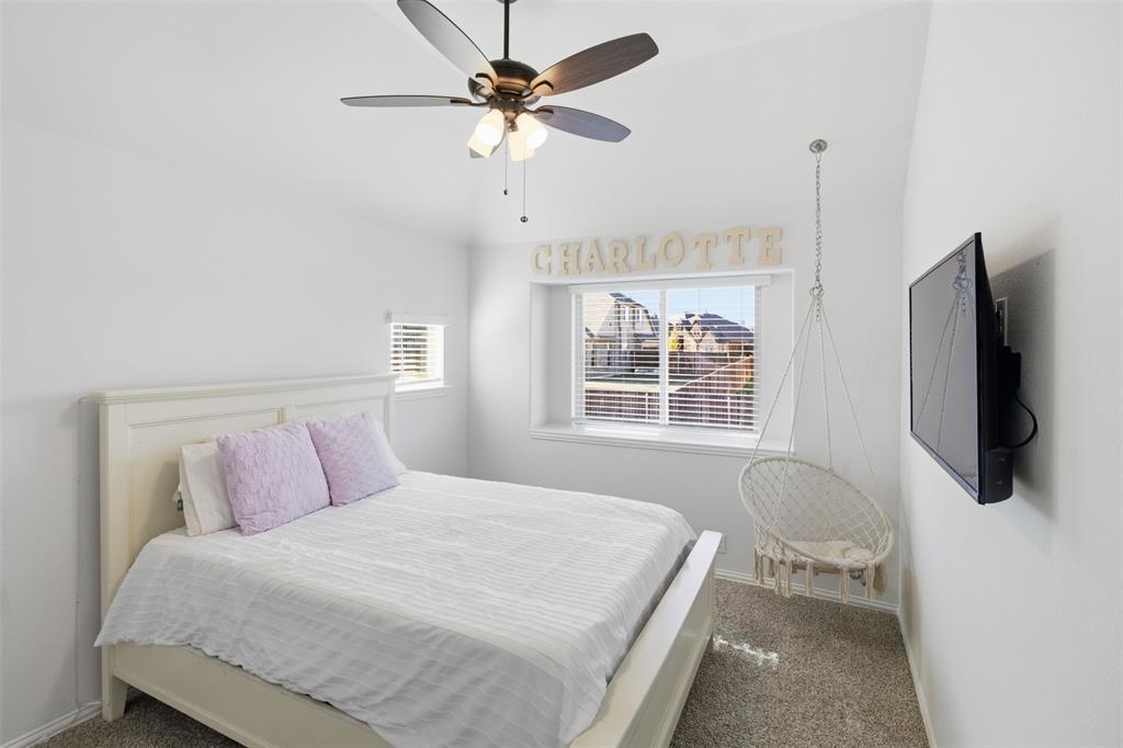 4602 Massey Meadows Way Midlothian, TX 76065 - Photo 22 of 35