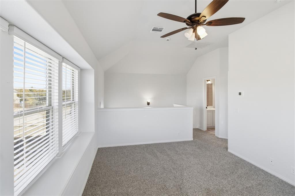 4602 Massey Meadows Way Midlothian, TX 76065 - Photo 27 of 35