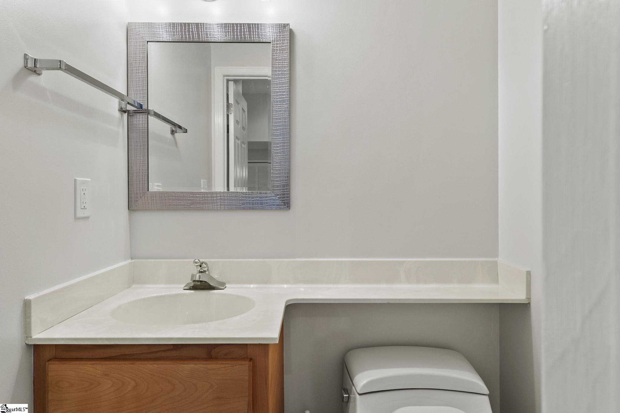 225 Arrowhead Trail Easley, SC 29642 - Photo 12 of 37