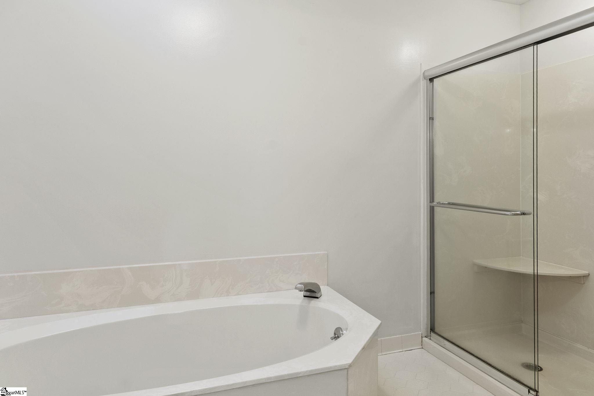 225 Arrowhead Trail Easley, SC 29642 - Photo 16 of 37