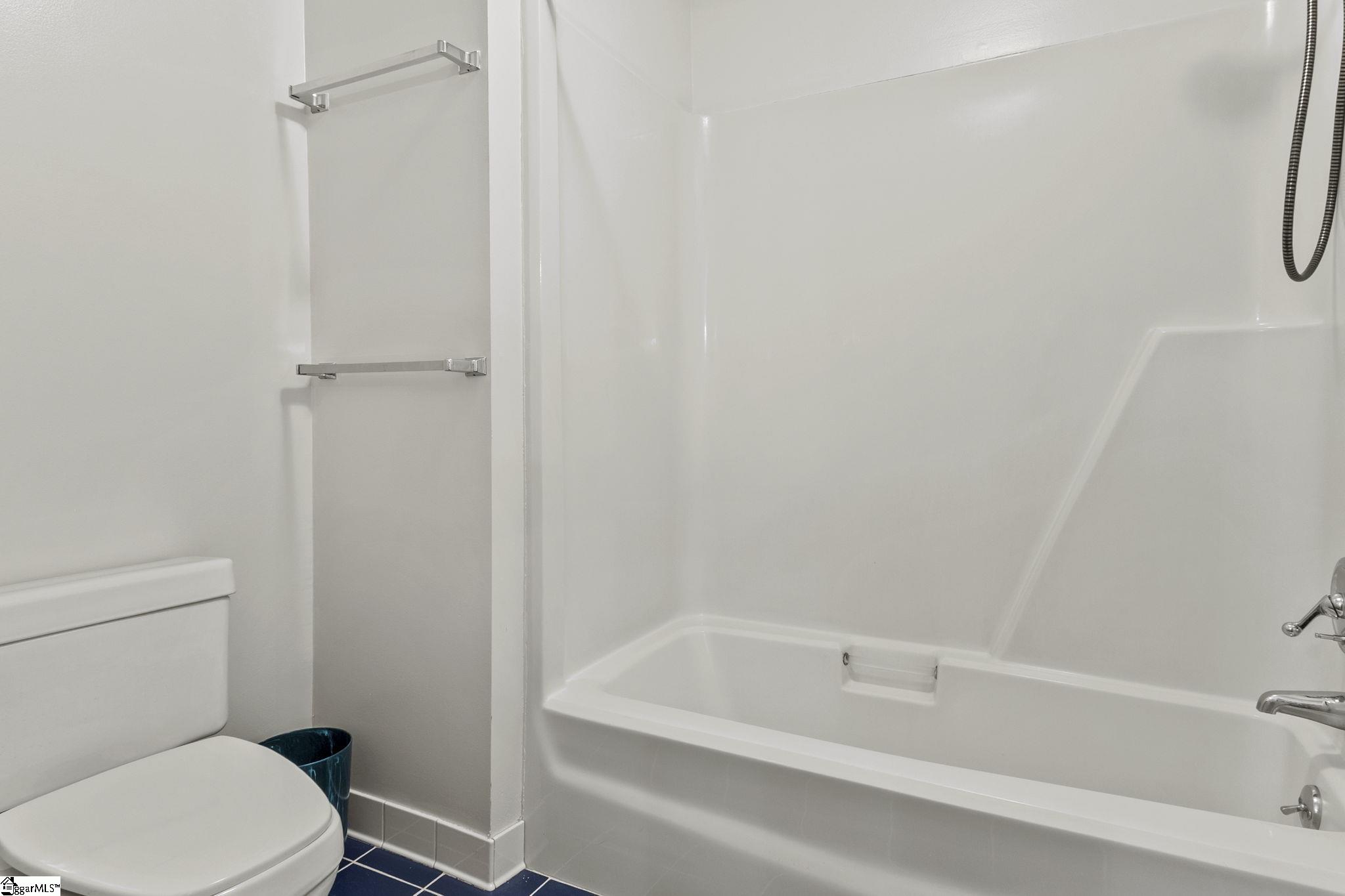 225 Arrowhead Trail Easley, SC 29642 - Photo 22 of 37