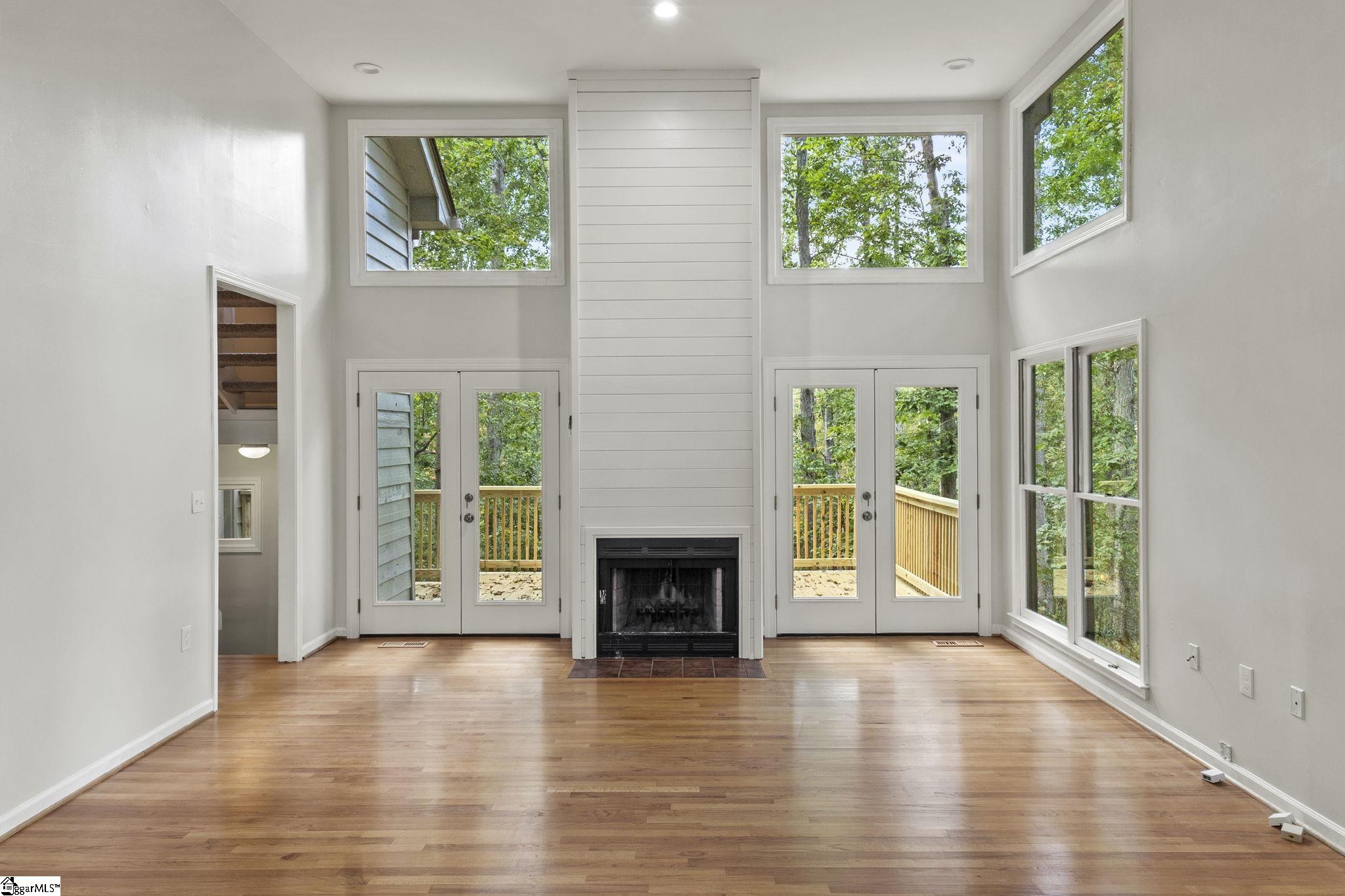 225 Arrowhead Trail Easley, SC 29642 - Photo 5 of 37