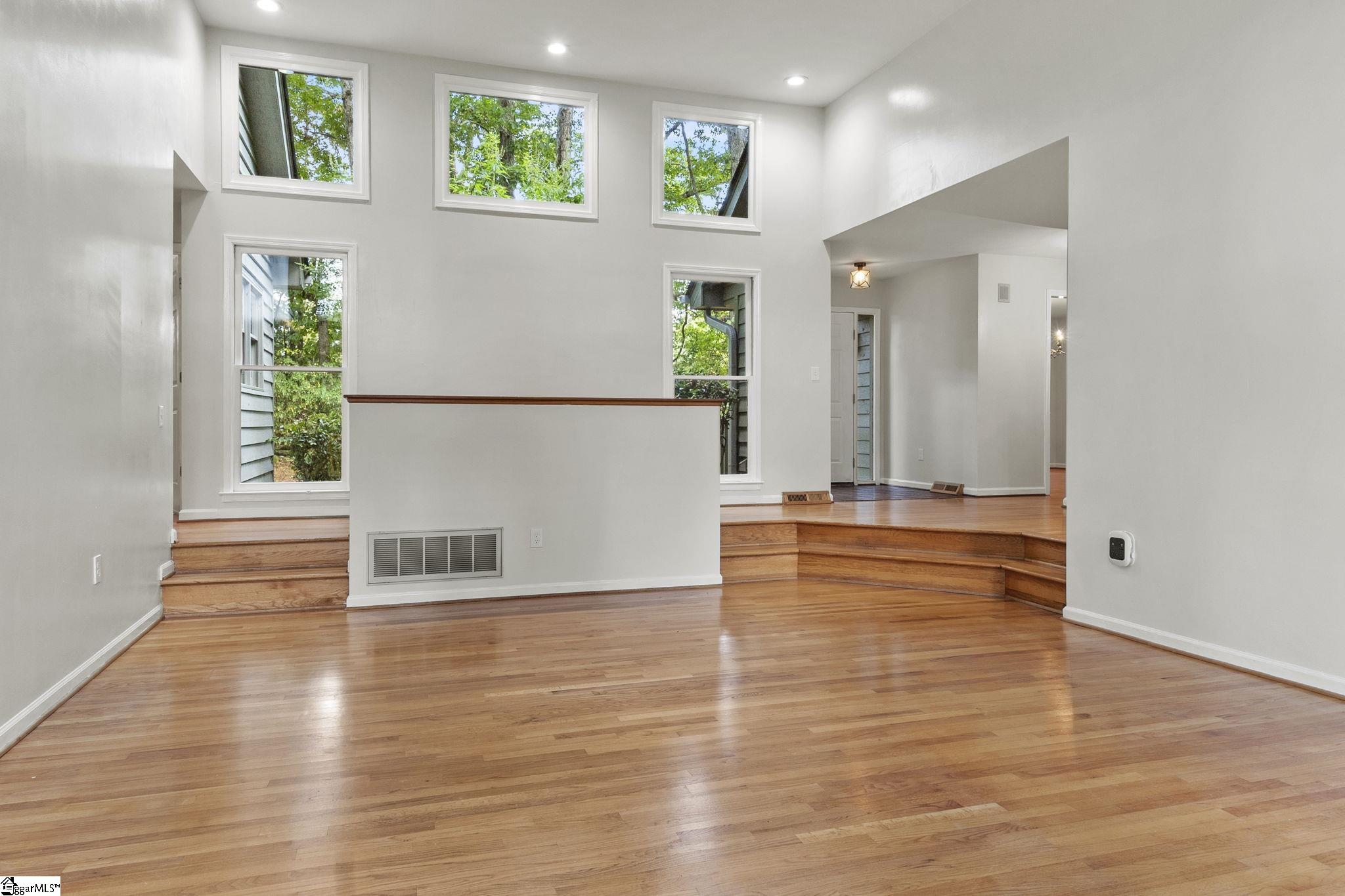 225 Arrowhead Trail Easley, SC 29642 - Photo 6 of 37