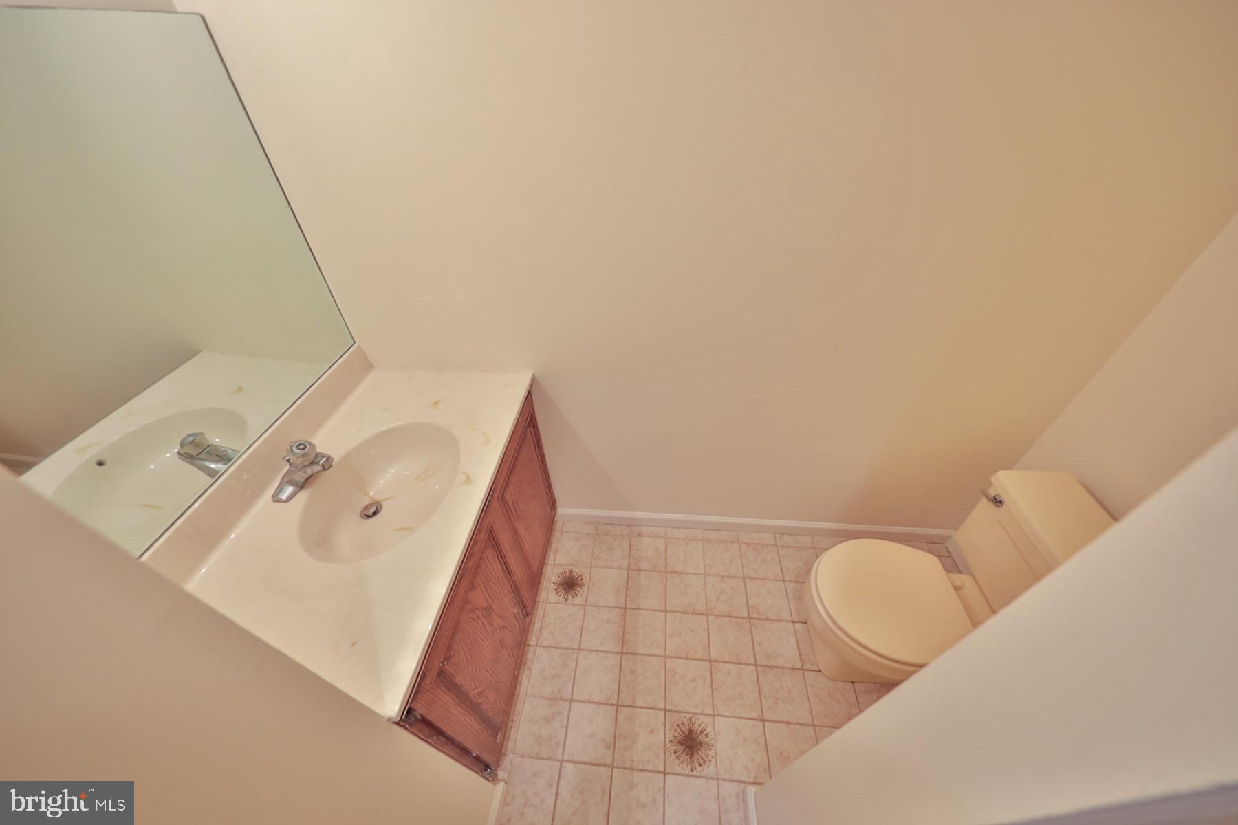1605 Valley Forge Road Allentown, PA 18104 - Photo 14 of 28 Gallery Image 14