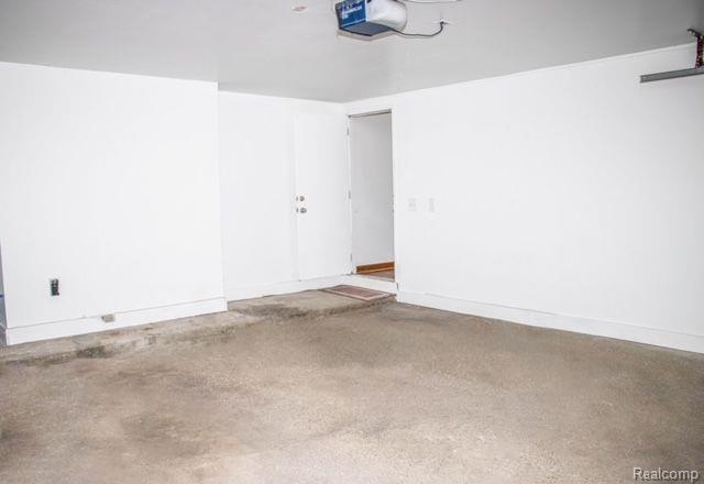 35971 Fredericksburg Road Farmington Hills, MI 48331 - Photo 8 of 32