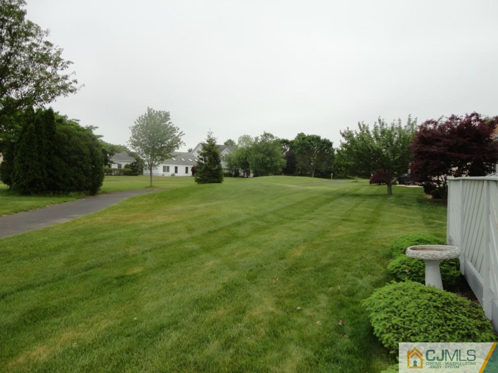 6 Chichester Road Monroe Township, NJ 08831 - Photo 4 of 25 Gallery Image 4