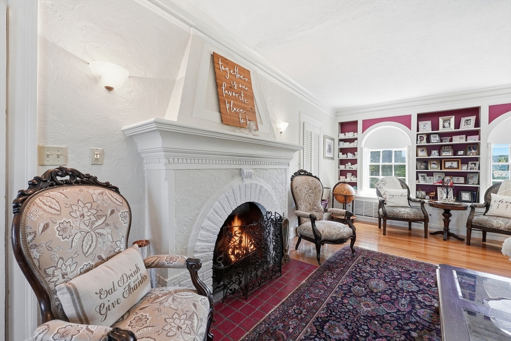 32 Terrace Drive Worcester, MA 01609 - Photo 5 of 42