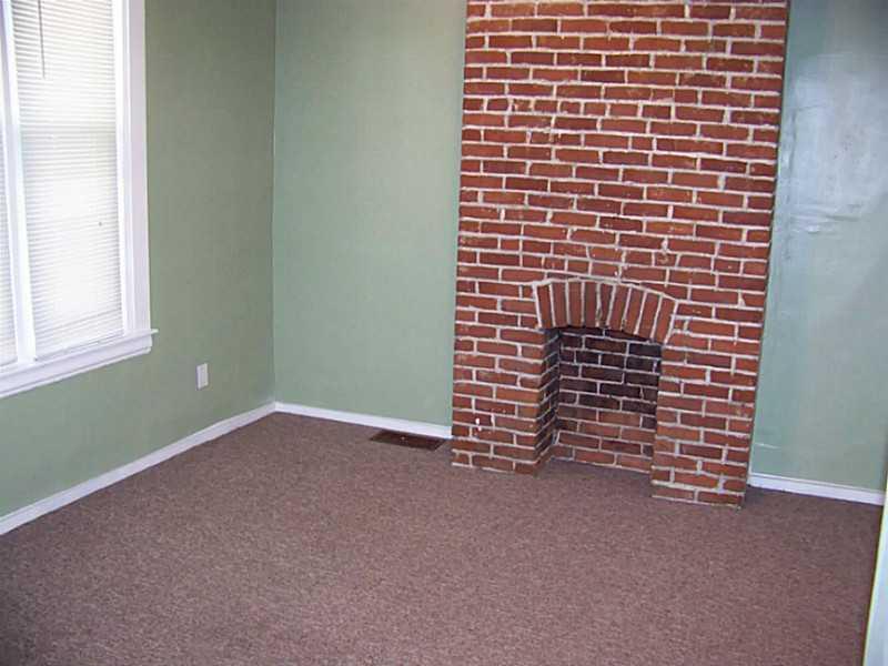 237 Dunseith Street Pittsburgh, PA 15213 - Photo 2 of 15 Gallery Image 2