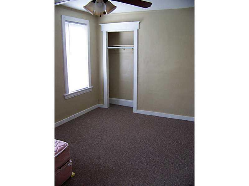 237 Dunseith Street Pittsburgh, PA 15213 - Photo 5 of 15 Gallery Image 5